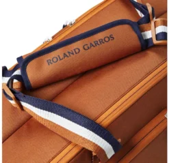 Housse De Raquettes Wilson Roland Garros Team 6 PK Clay -Magasin De Sport De Tennis housse de raquettes wilson roland garros team 6 pk clay 1357111 650x650 g1