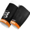 Jambières De Compression Compressport Quad Black -Magasin De Sport De Tennis jambieres de compression compressport quad black 53469 650x650 1