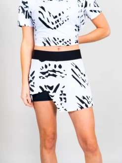Jupe Pour Femme BIDI BADU Melbourne Printed Cut Out Skort White/Black -Magasin De Sport De Tennis jupe pour femme bidi badu melbourne printed cut out skort white black 1352693 650x650 g5