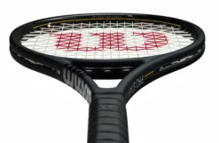 Raquette De Tennis Wilson Pro Staff V13.0 -Magasin De Sport De Tennis raquette de tennis wilson pro staff v13 0 86111 650x650 g1