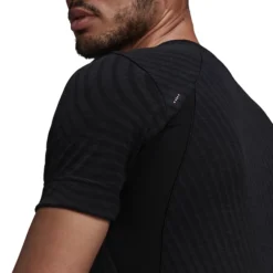 T-shirt Pour Homme Adidas Tennis Freelift Tee Black -Magasin De Sport De Tennis t shirt pour homme adidas tennis freelift tee black 151273 650x650 g1